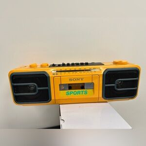 Vintage Sony CFS-950 Sports Boombox Cassette AM FM Japan Splash Proof PART